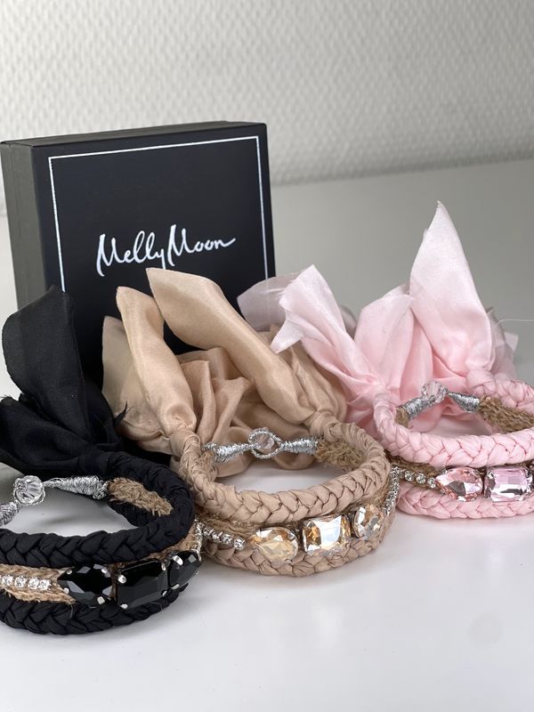 Armbånd i silke -rosa