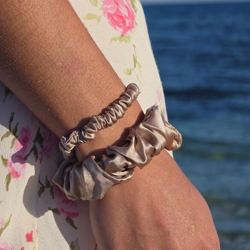 Scrunchies - champagne