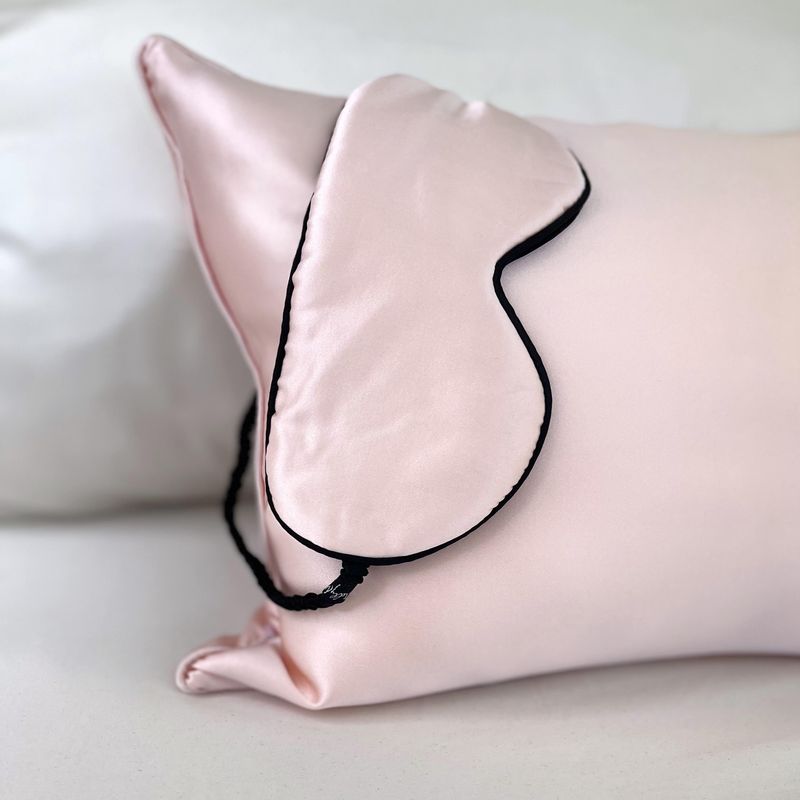 Reisepute i silke- rosa